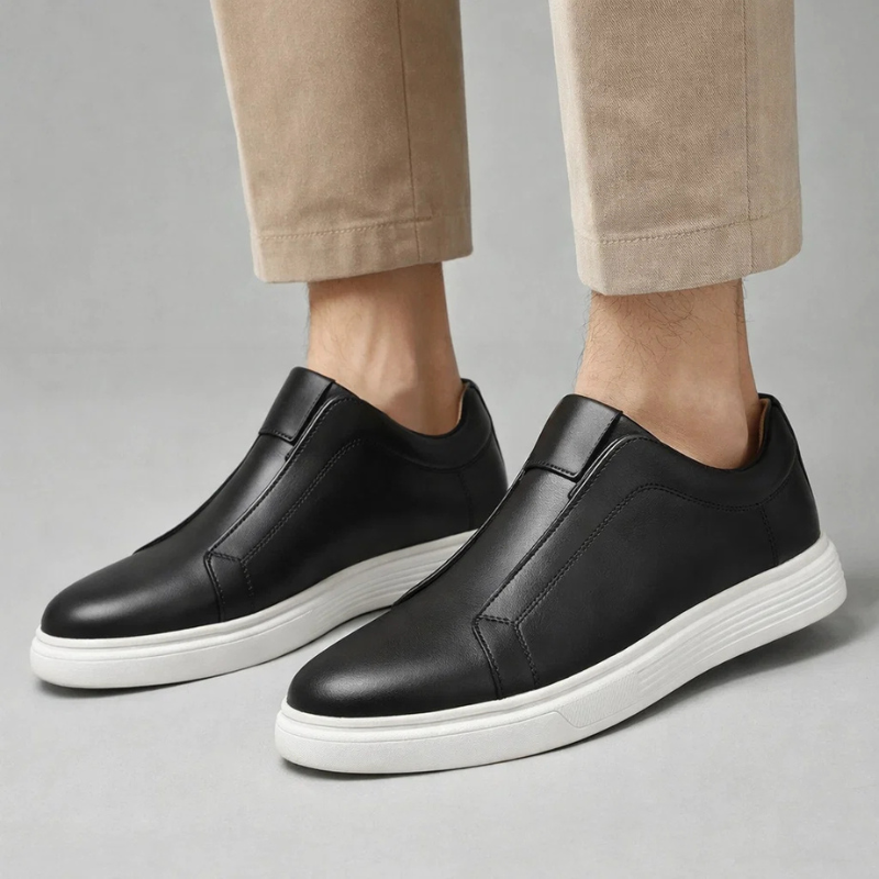 Nero Leather Trainers